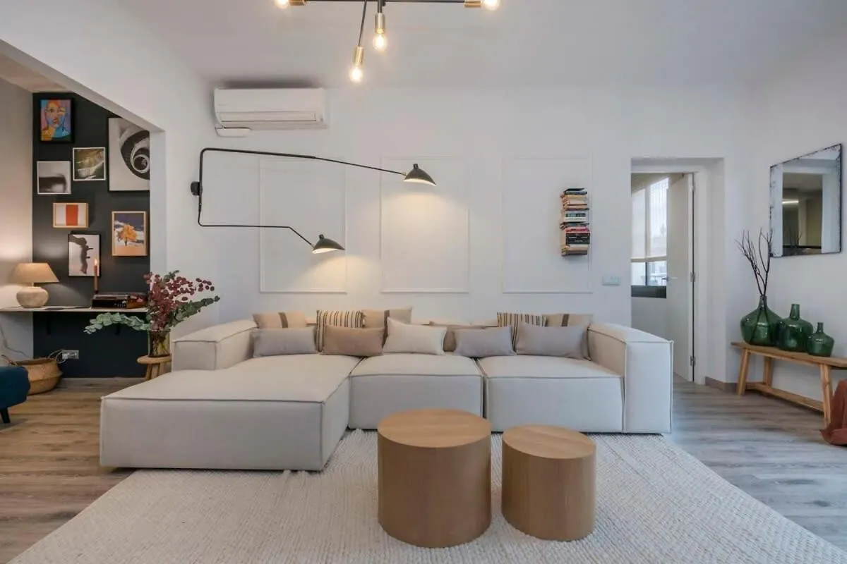 ברצלונה Luxury 4-Bedrooms In Rambla De Catalunya ספרד