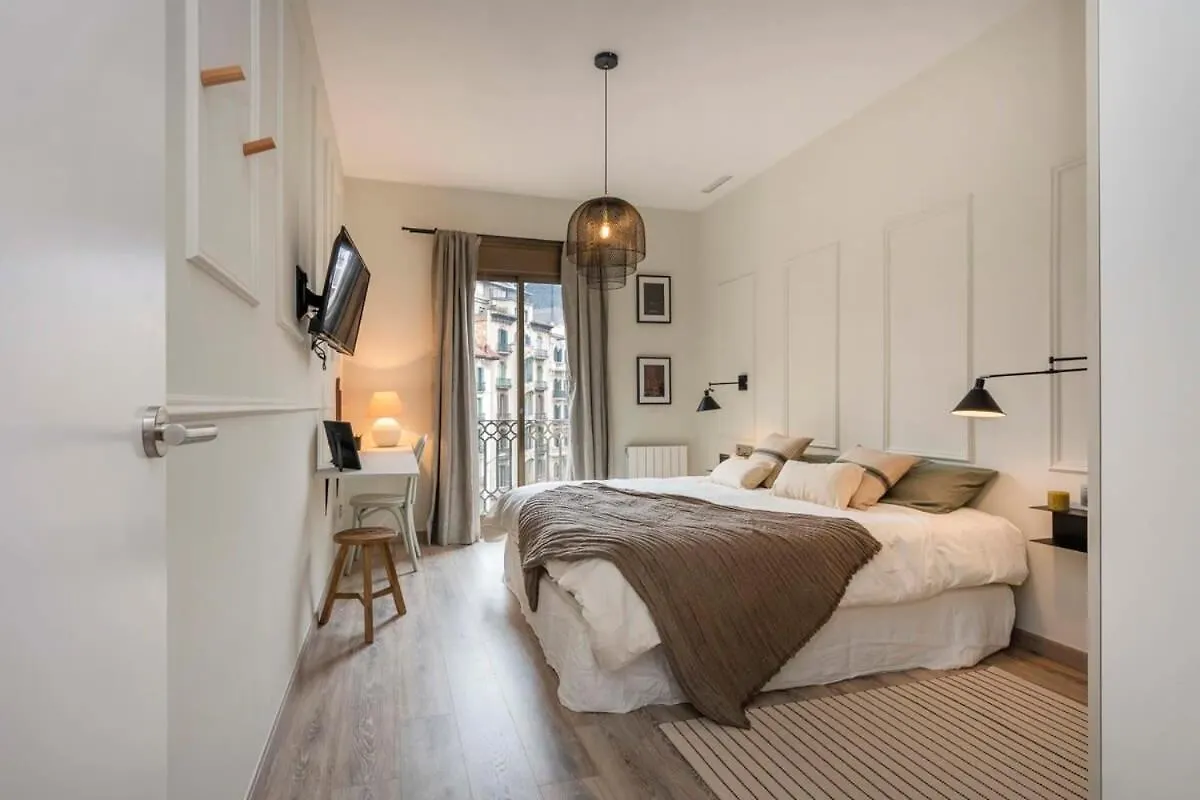 דירה ברצלונה Luxury 4-Bedrooms In Rambla De Catalunya