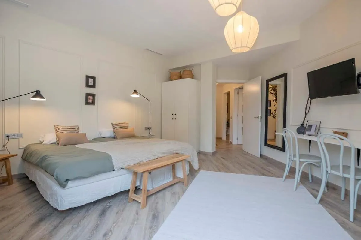 דירה ברצלונה Luxury 4-Bedrooms In Rambla De Catalunya