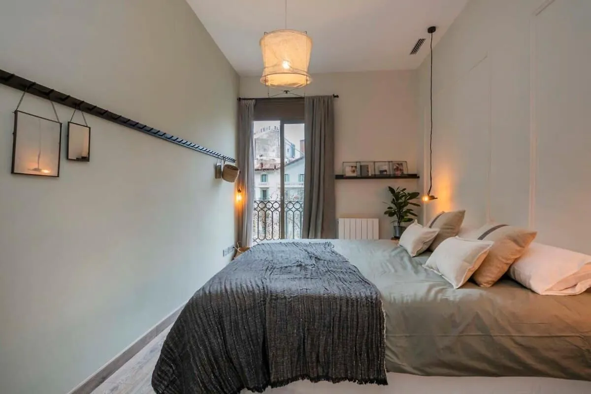 ברצלונה Luxury 4-Bedrooms In Rambla De Catalunya ספרד