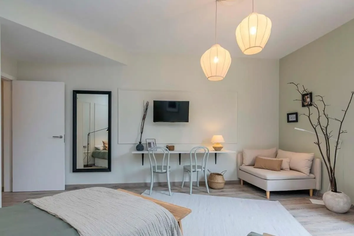ברצלונה Luxury 4-Bedrooms In Rambla De Catalunya דירה