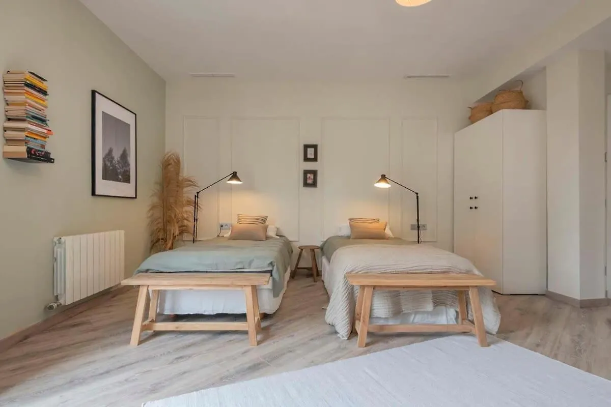דירה ברצלונה Luxury 4-Bedrooms In Rambla De Catalunya ספרד
